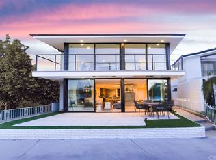 305 Bay Front N, Newport Beach, CA 92662