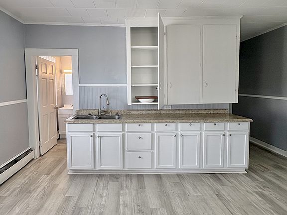 3rd image of 94 Knox St #5