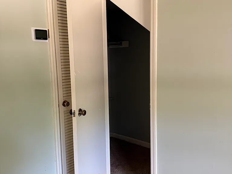 10 Commercial Row — Photo 10