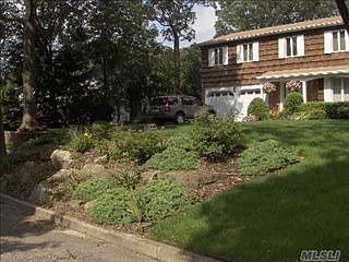 2nd image of 11 Woodview Dr