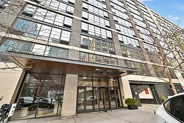 160 1st Street, #913