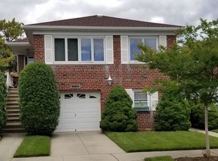 19709 46th Rd, Flushing, NY 11358