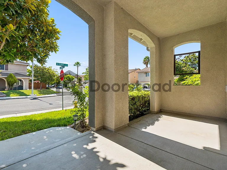 42075 Dunes Ct — Photo 5