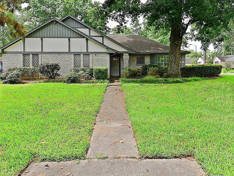1st image of 9702 Upwood Dr