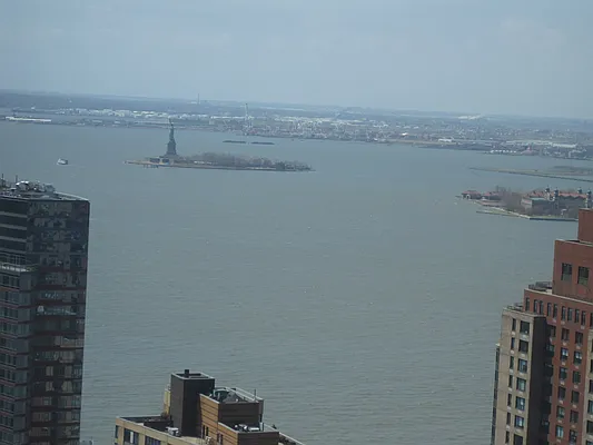 Rented by New York Residence | media 41