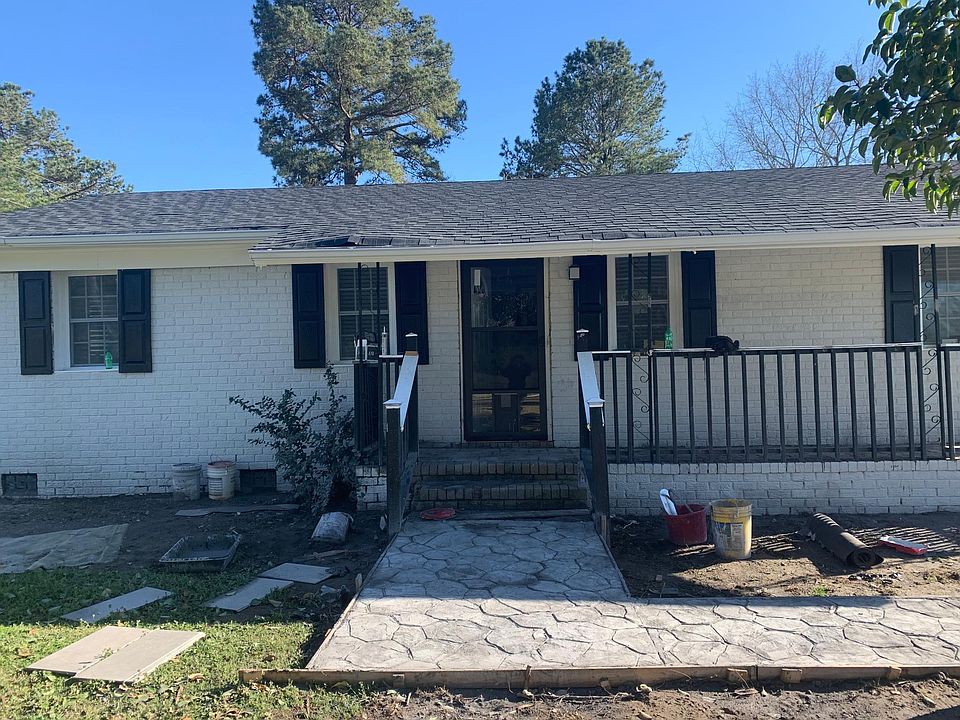 1st image of 1345 E Seven Pines St