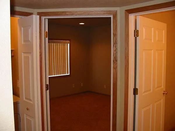 111 Amber Ave #111 — Photo 7