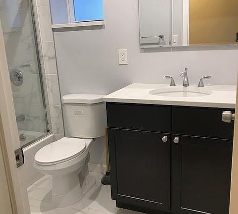 New Bathroom with tub
