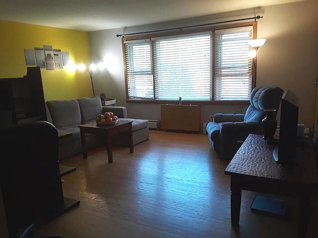 1st image of 5524 N Chester Ave APT 3C