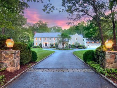 150 Aran Hill Road, Fairfield, CT, 06824