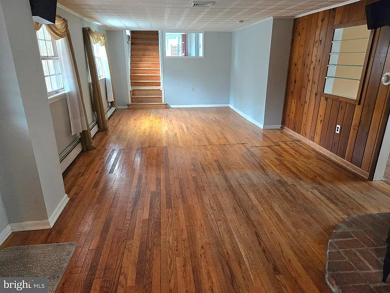 242 S Sugan Rd — Photo 5