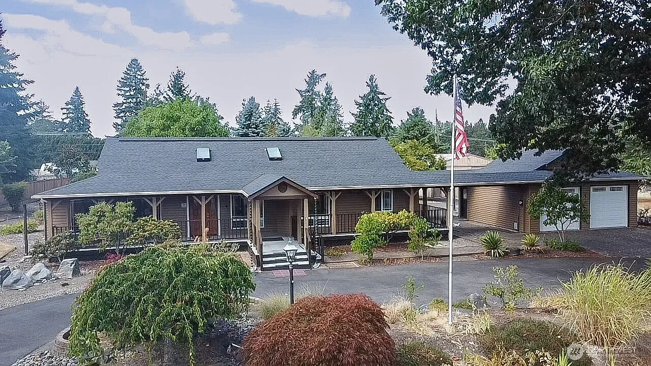4327 Indian Summer Drive SE photo 1