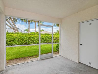 7713 Jewel Ln APT 103, Naples, FL, 34109