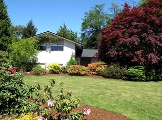 238 SW 176th St, Normandy Park, WA 98166