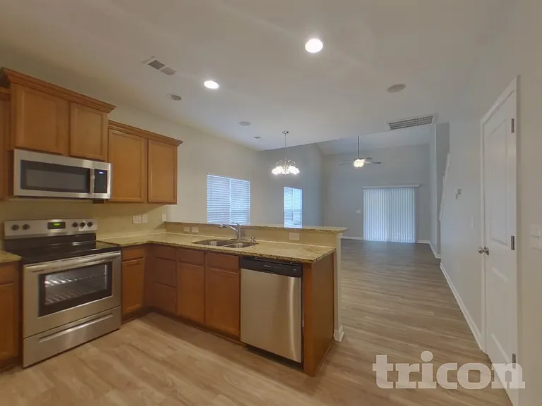 137 Misty Dew Ln — Photo 5