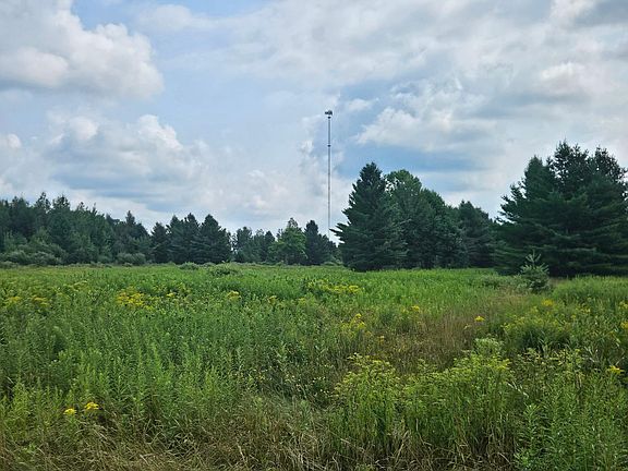 4th image of W1580 Highway 8