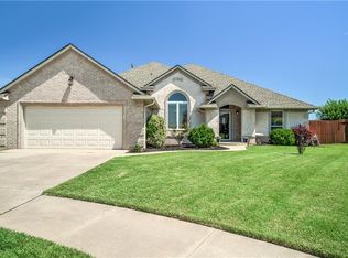 16816 La Paloma Ln, Edmond, OK 73012