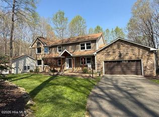 5016 Elkwood Ct, Raleigh, NC 27613