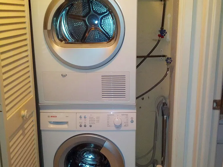 605 Oaks Dr #102 — Photo 6