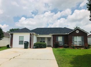 304 Tyson Glen Dr, Warner Robins, GA