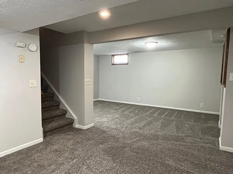 6313 Hamilton St — Photo 49
