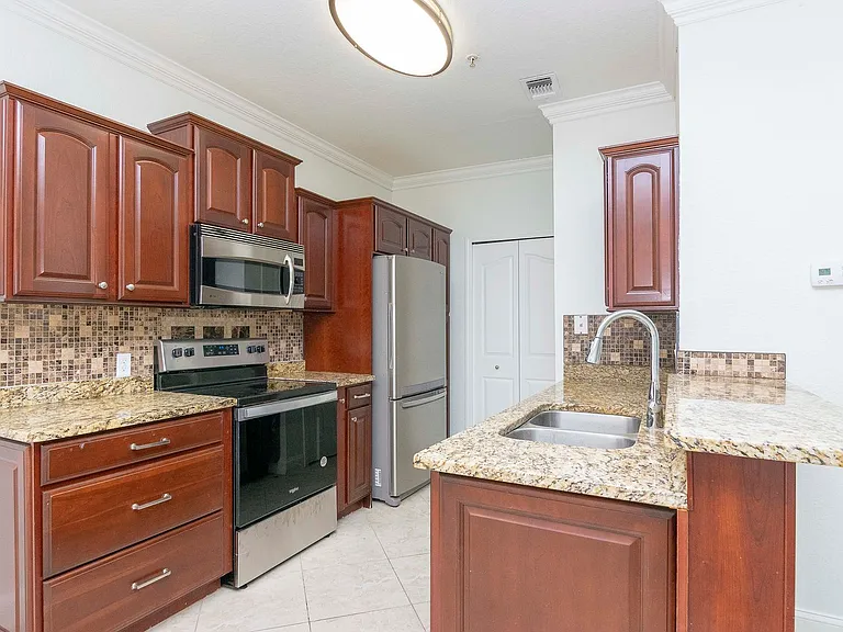 5519 Legacy Crescent Pl #204 — Photo 8
