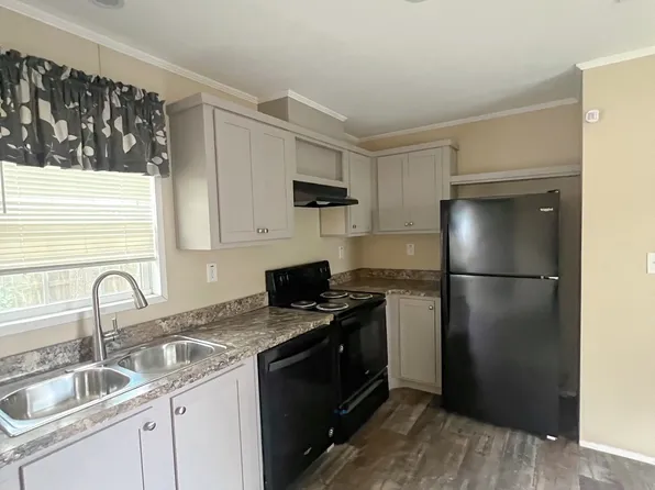 517 Scott Ln, Fort Walton Beach, FL 32547