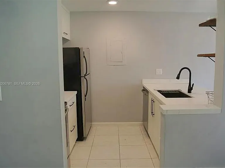 2160 SW 16th Ave #417 — Photo 11