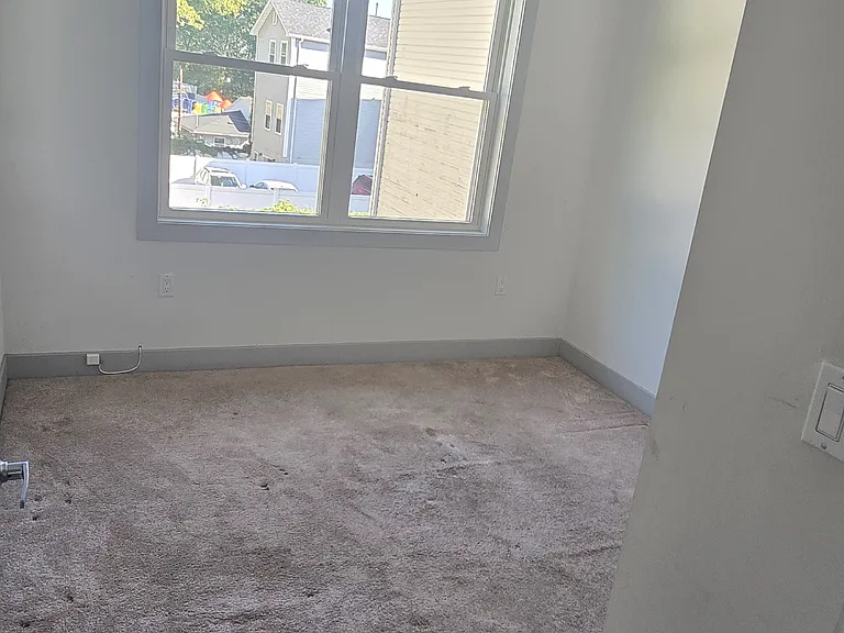 607 N 5th St #2 — Photo 7