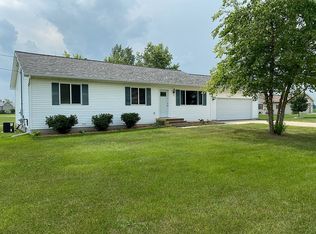 1011 W River Rd, Auburn, MI 48611