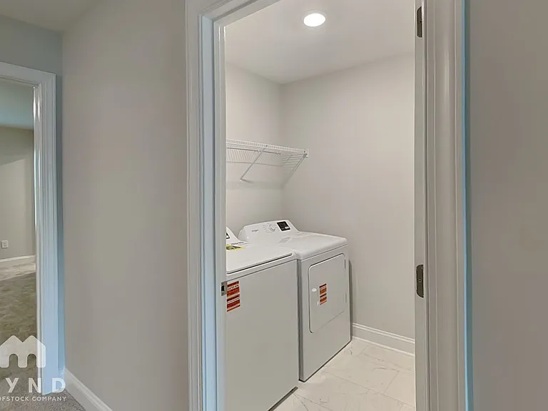 572 Barrington Row Ave — Photo 15