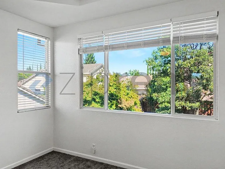 2342 Canary Dr — Photo 41