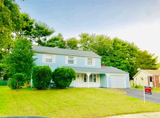 55 Blueberry Ln, Willingboro, NJ 08046
