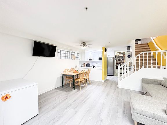 3rd image of 22356 McIntosh Ave #211
