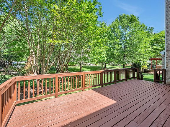 4th image of 9628 Clubvalley Way