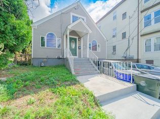 510 Whipple St, Fall River, MA 02724