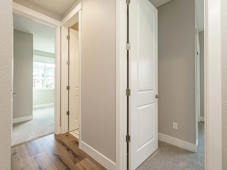8989 N Kale Cir — Photo 35