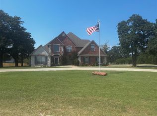 2022 Primrose Ln, Chandler, OK 74834