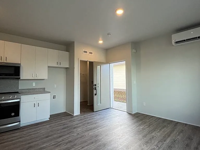 91-1756 Mee St #A — Photo 5