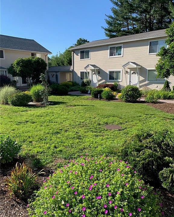 Woodbury Village Condominiums 74 Washington Rd Woodbury CT Zillow