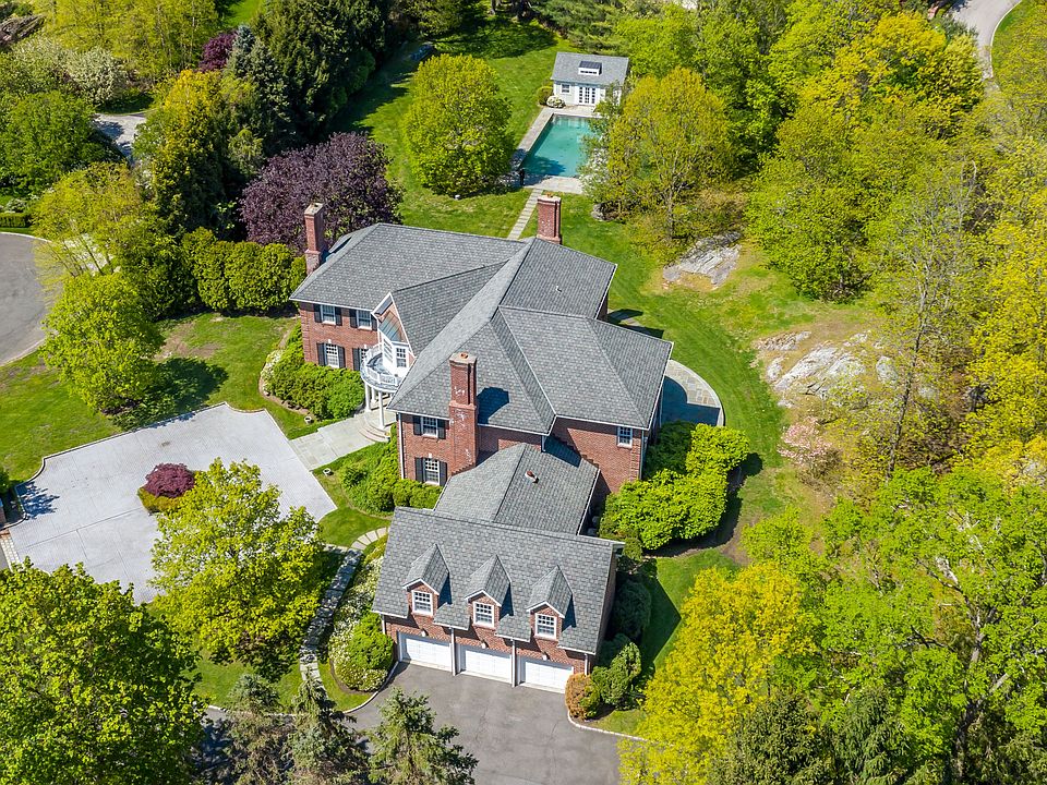 2 Laurel Wood Court.jpg