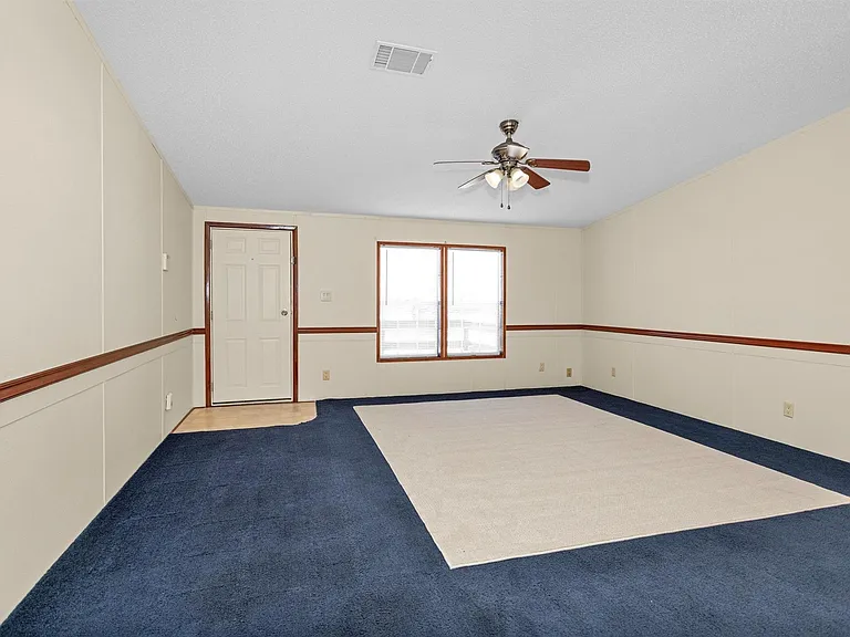 11261 Rose Rd — Photo 8