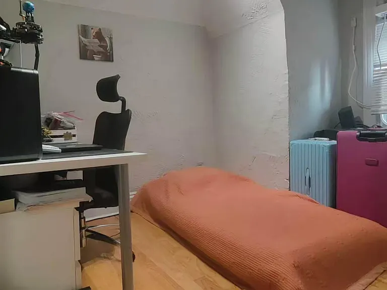 455 S Aiken Ave #8 — Photo 1