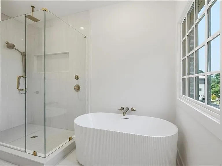 333 Sugarview Rd — Photo 16