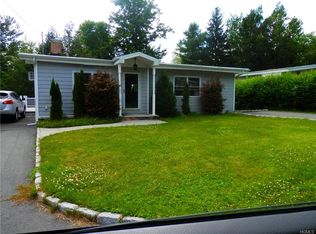 10 Crescent Vw, Rock Hill, NY 12775