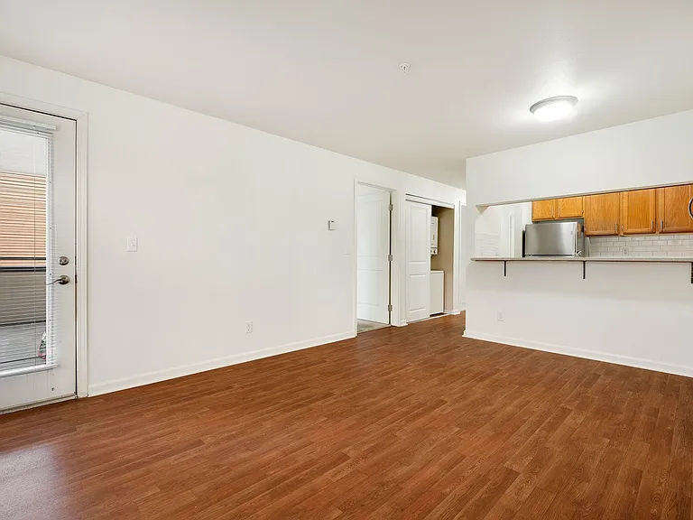 Northlink Apartments — Photo 64