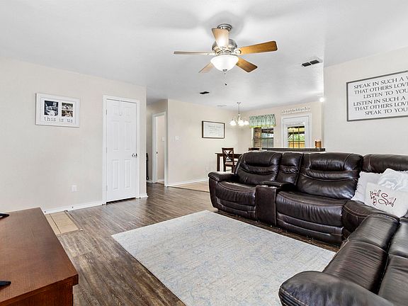 5th image of 4967 Antlers Dr