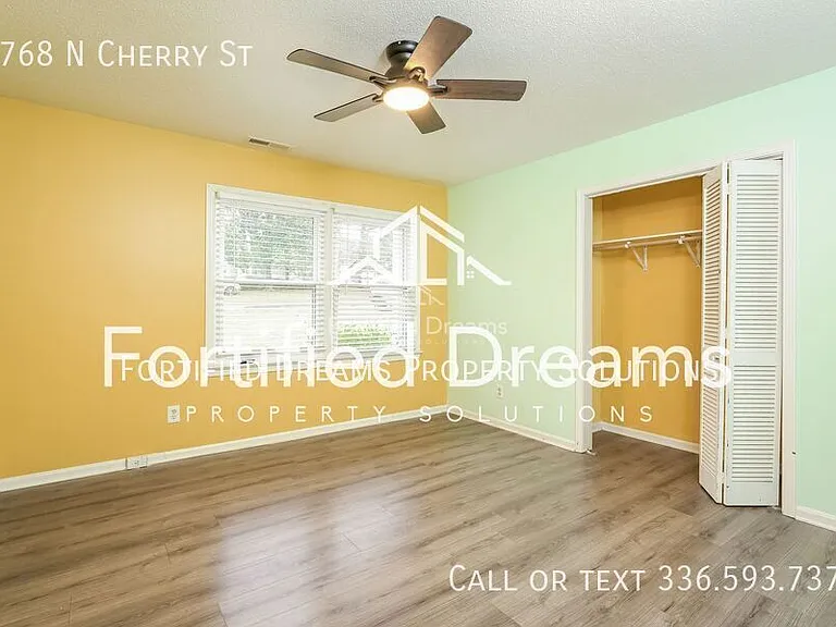 4768 N Cherry St — Photo 13