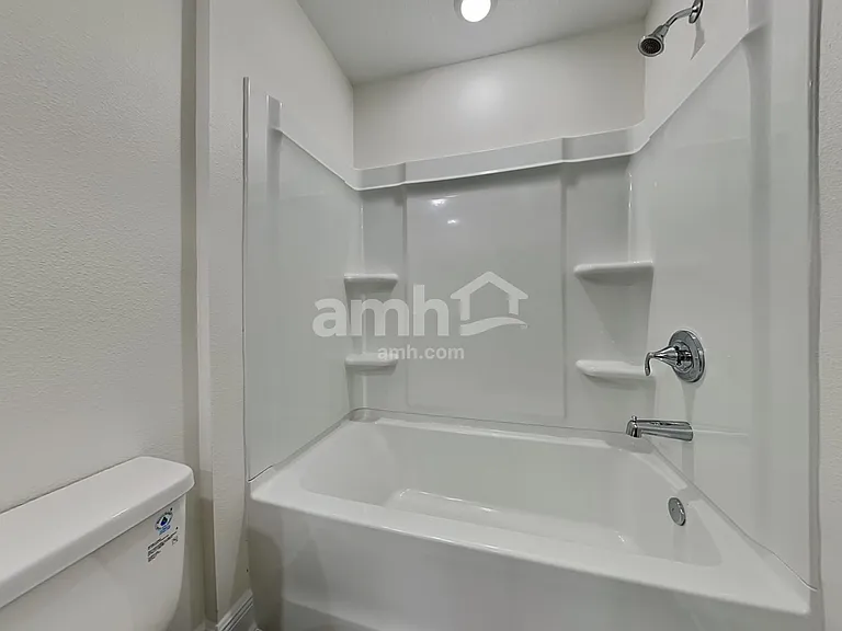 27334 Saint Andrews Ave — Photo 23