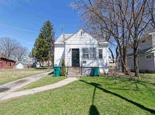 28 Pennsylvania Ave, Rensselaer, NY 12144